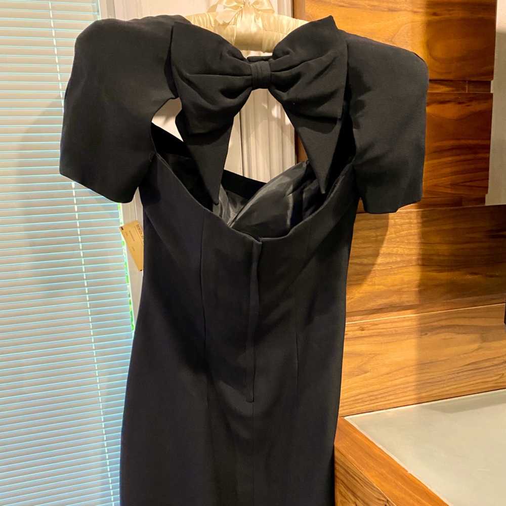 Victor Costa for Bergdorf Goodman dress in Black